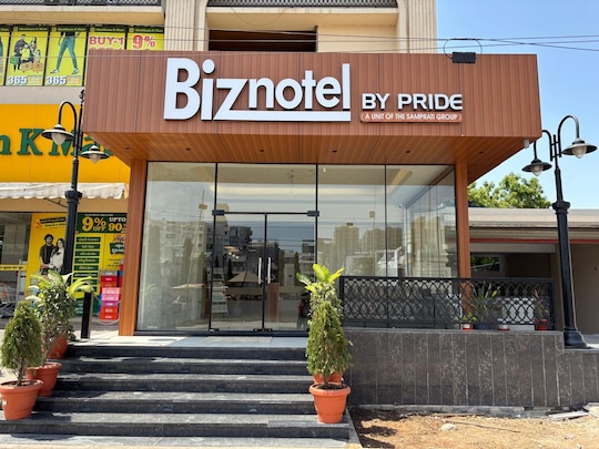 BIZNOTEL BY PRIDE SURAT